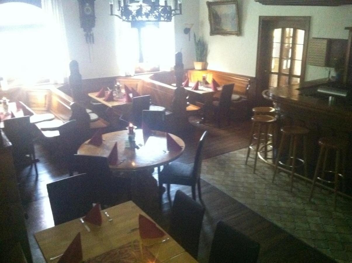 Hotel Zum Stern Бад Нойенар-Арвайлер Екстериор снимка
