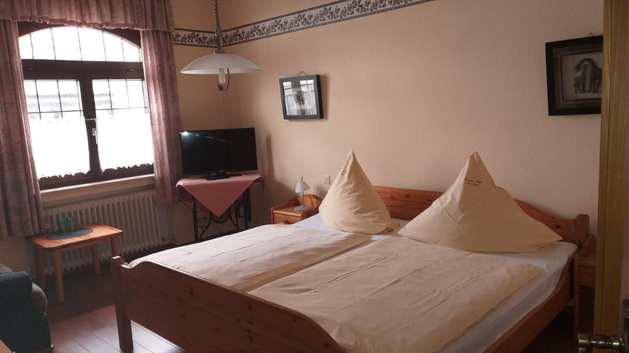 Hotel Zum Stern Бад Нойенар-Арвайлер Екстериор снимка